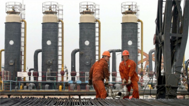 الصين تعلن أنها ستستخدم مخزونها النفطي الاحتياطي