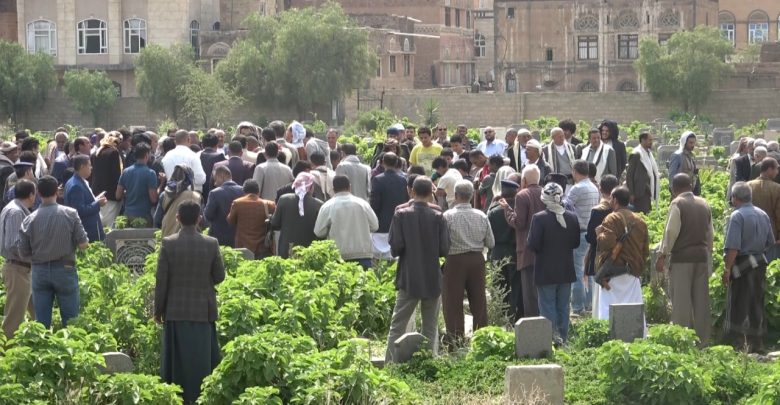 بموكب جنائزي مهيب : تشييع جثمان فقيد الوطن اللواء الركن صادق حيد