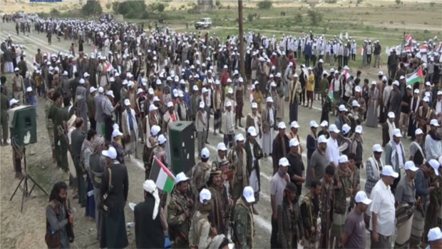 عرض لقوات التعبئة من خريجي دورات طوفان الأقصى في مديريات البيضاء