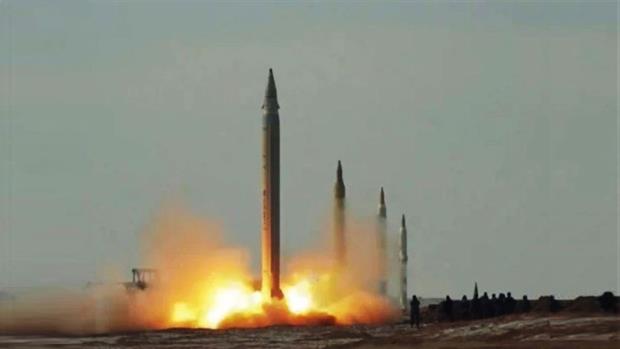 الحرس الثوري يُطلق 40 صاروخاً في الموجة 17 نحو أهداف أميركية وصهيونية