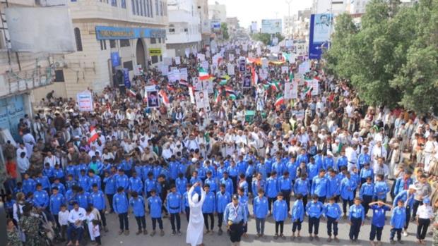 317 مسيرة حاشدة بالحديدة تأكيداً على وحدة الموقف المواجه للطغيان الأمريكي الصهيوني