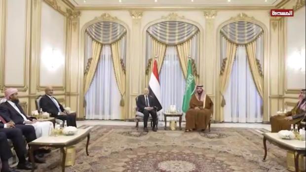 السعودية تنهب موارد اليمن لتغطية عجزها في صرف رواتب المرتزقة