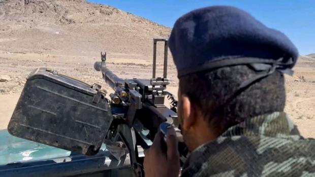 ذمار.. تنفيذ مناورات قتالية في مديريات جهران ووصاب السافل والحداء لرفع الجهوزية