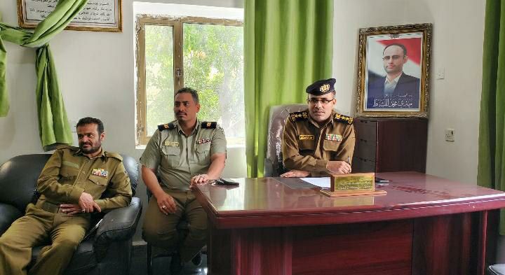 مناقشة آليات التسجيل الجنائي والربط الشبكي بأمن مديرية شعوب بالأمانة
