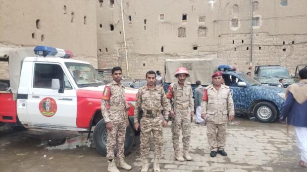 قيادة محافظة عمران تتفقد المرابطين في النقاط الأمنية والمرضى في المستشفيات