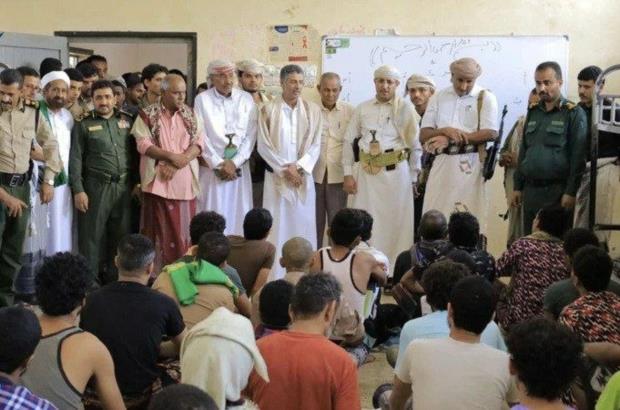 محافظ الحديدة يدشن أنشطة الدورات الصيفية بالإصلاحية المركزية
