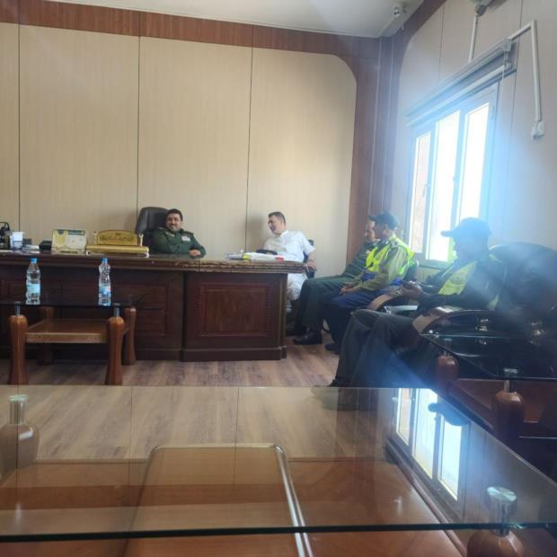 اجتماع بالحديدة يناقش تعزيز إجراءات الأمن والسلامة في المنشآت الصناعية والتجارية
