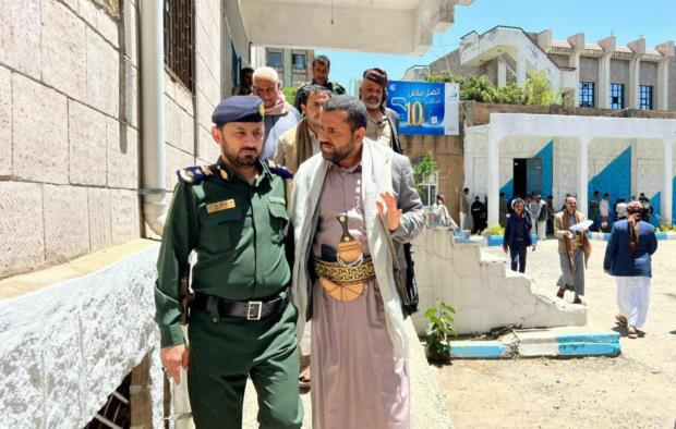 تفقد العمل بفرع مصلحة الأحوال المدنية في محافظة إب
