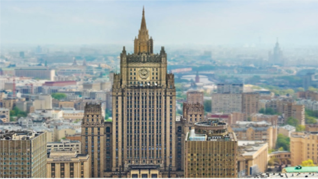 موسكو تُشيد بدور باكستان وتحذّر من سياسات واشنطن العدوانية